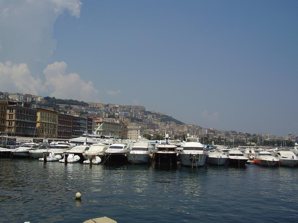 Casa Sannazzaro Lejlighed Napoli Eksteriør billede