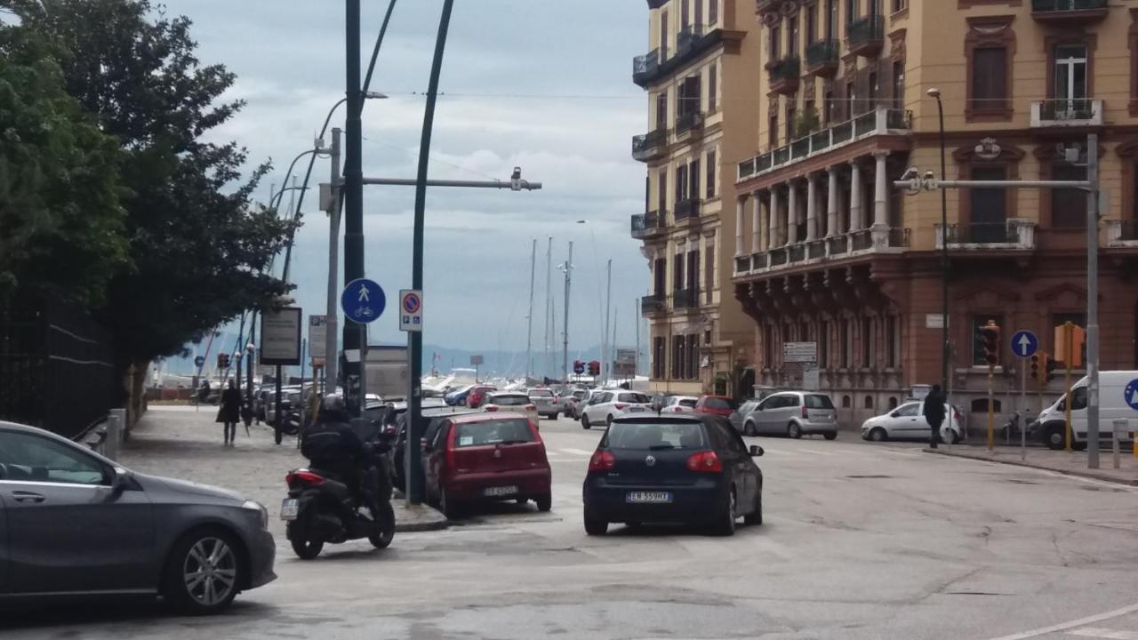 Casa Sannazzaro Lejlighed Napoli Eksteriør billede